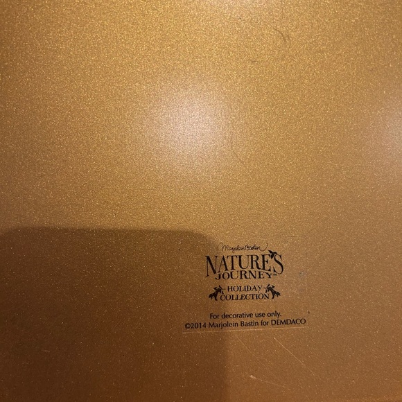 Marjolein Baskin winter bunny rabbit wall decor, Winter decor, Christmas - Picture 5 of 6